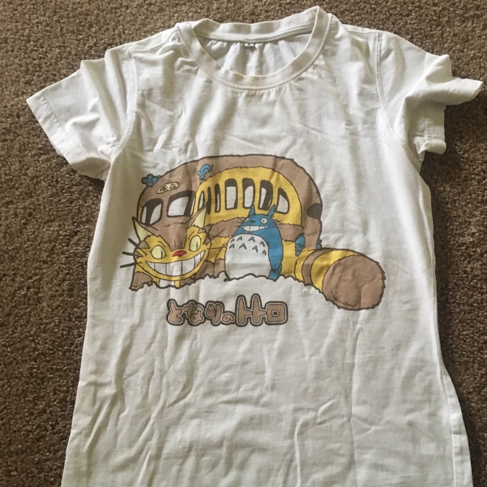 My neighbor Totoro catbus t-shirt